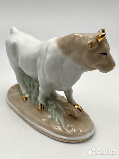 Статуэтка Бык фарфор Elan Gallery Англия