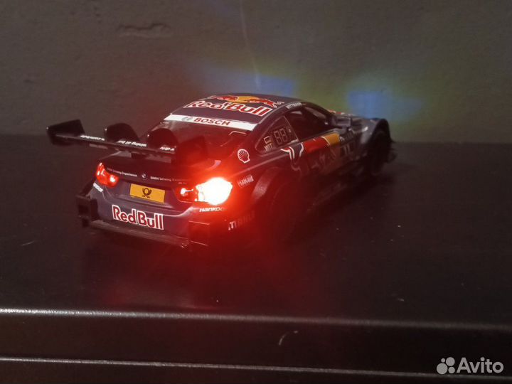 Модель BMW M4 DTM