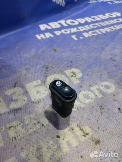 Кнопка стеклоподъемника Ваз Лада 2114 хэтчбек 2111