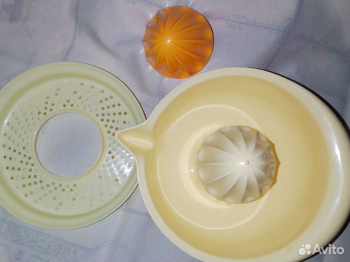 Новая ручная соковыжималка