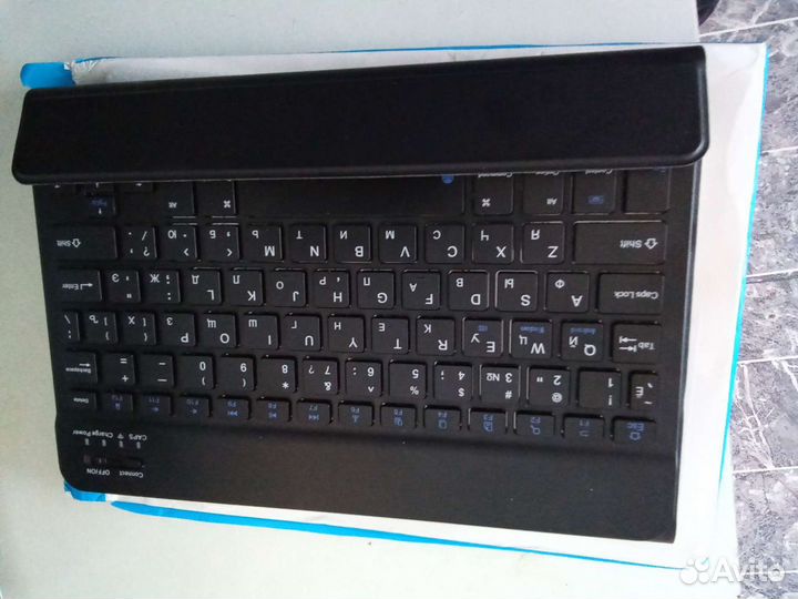 Клавиатура беспроводная новая для планшета Lenovо