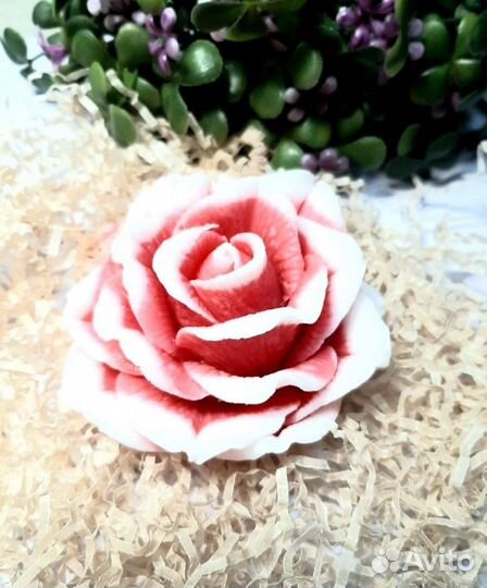 Мыло ручной работы Роза в куполе