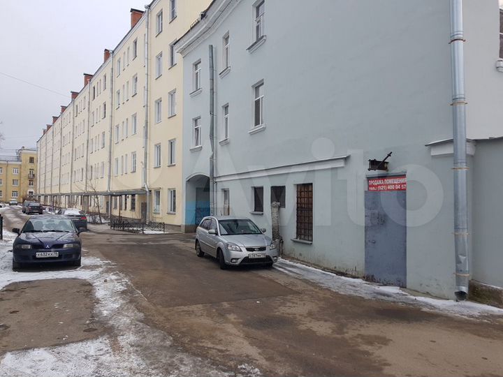 Помещение свободного назначения, 217 м²