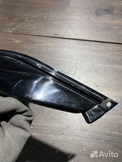 Левый пластик хвоста kawasaki Versys 650 ABS