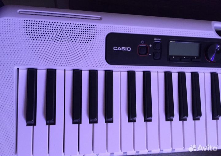 Casio CT-S200we - компактный синтезатор