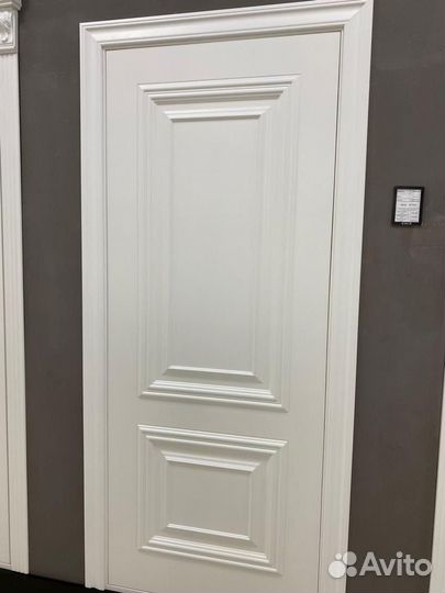 Двери с добрами и наличниками с двух сторон новые