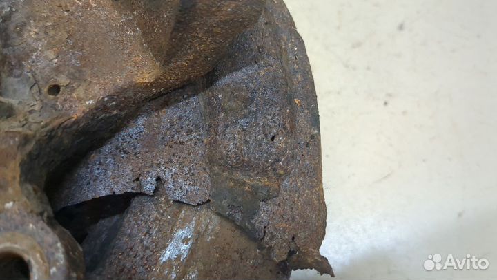 Ступица (кулак, цапфа) Infiniti QX4 (JR50), 1997