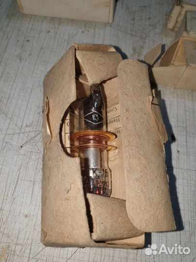 Радиолампы, индикаторные, разные в ящике СССР