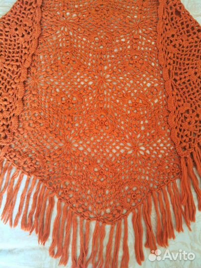 Шаль вязаная