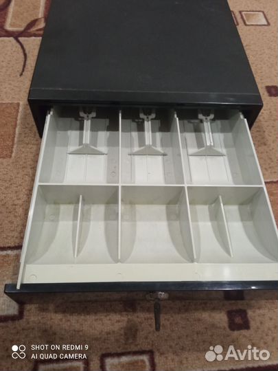 Ящик для денег