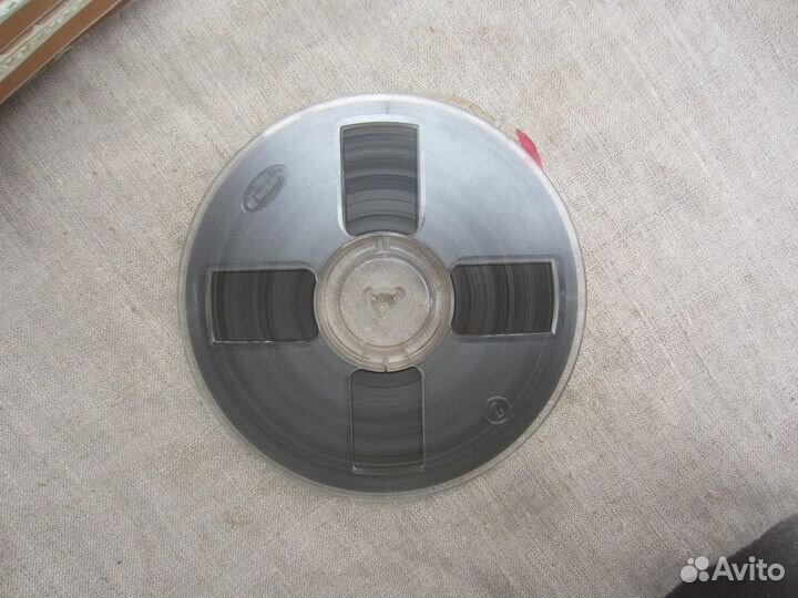 Магнитная лента Славич Б-3716. 550 метров