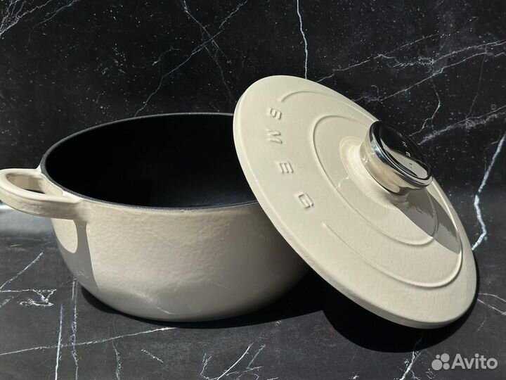 Кастрюля Smeg