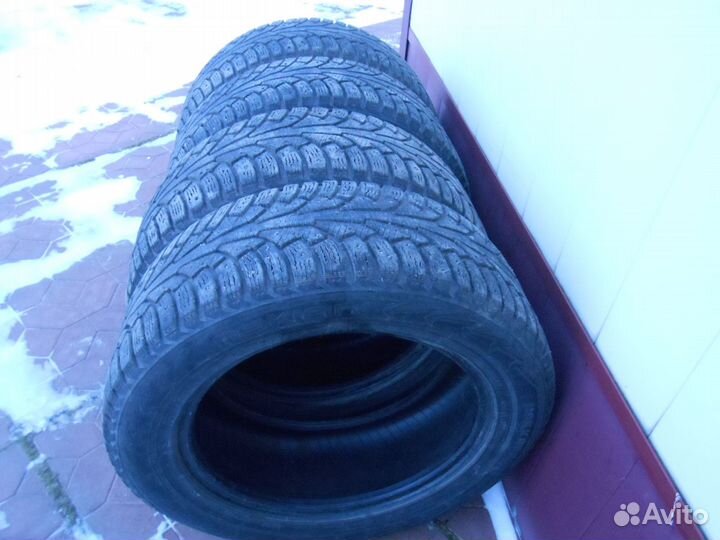 Nokian Tyres Hakkapeliitta 5 235/55 R17