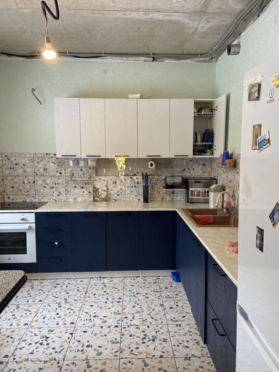 3-к. квартира, 81,2 м², 1/17 эт.