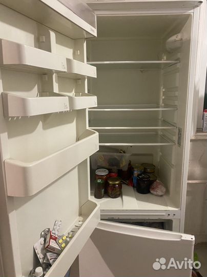 Холодильник stinol