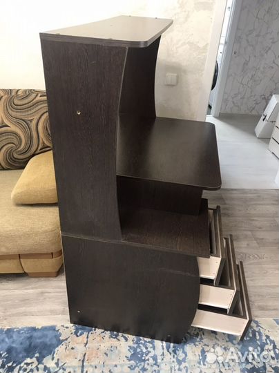 Компьютерный стол