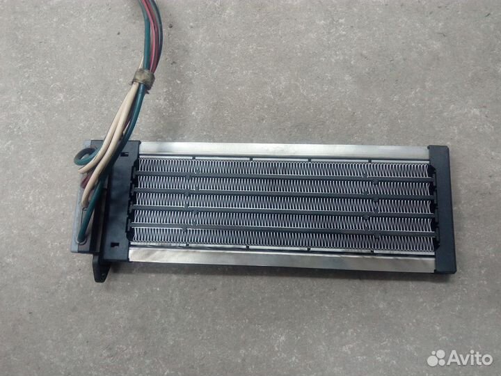Радиатор печки Toyota Auris