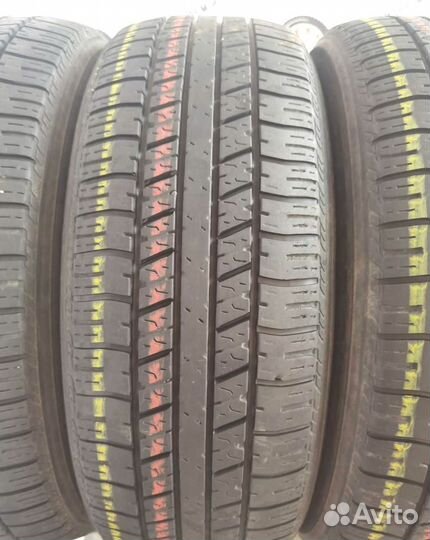 Triangle TR257 215/60 R17 96H
