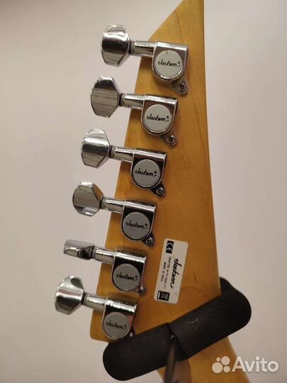 Электрогитара Jackson JS11 Dinky