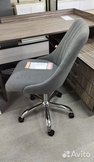 Кресло компьютерное серое