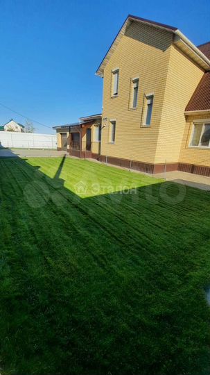 Коттедж 180 м² на участке 15 сот.