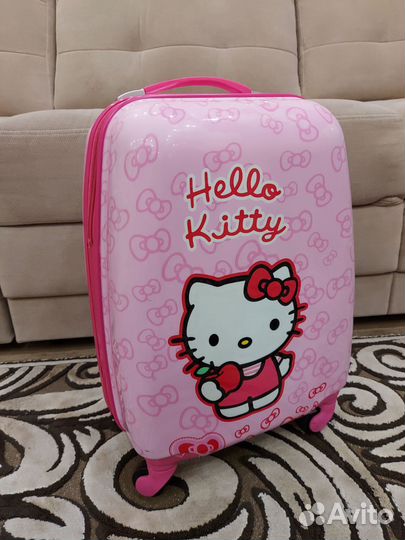 Чемодан детский Hello Kitty