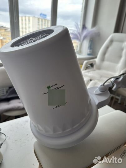 Вытяжка для маникюра и педикюра 4blanc