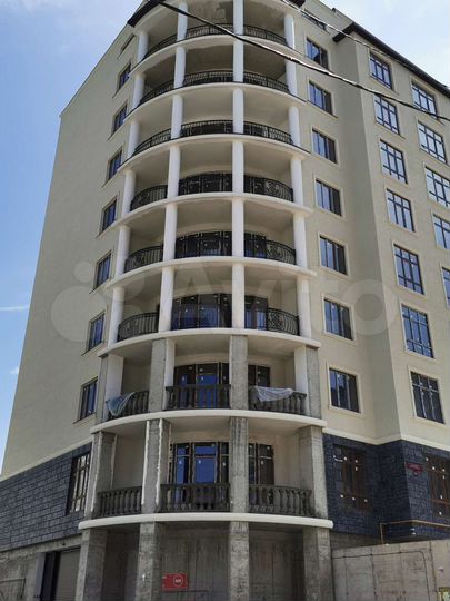 3-к. квартира, 138 м², 8/8 эт.