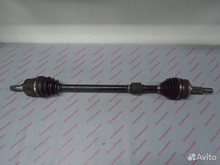 Nissan 39100-9F615 Вал приводной правый