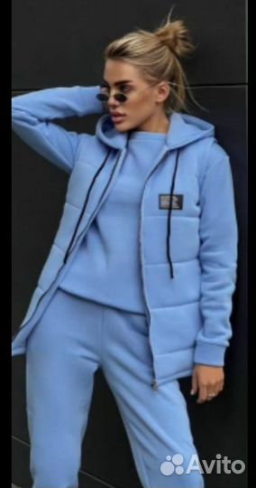 Костюм спортивный