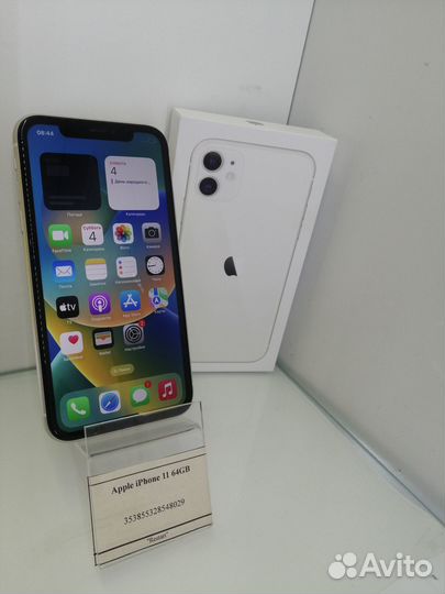 iPhone 11, 64 ГБ