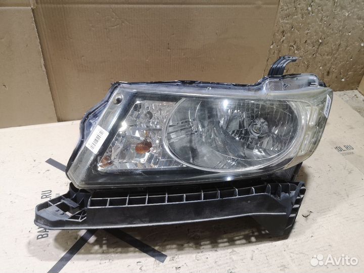 Фара honda freed spike gp3