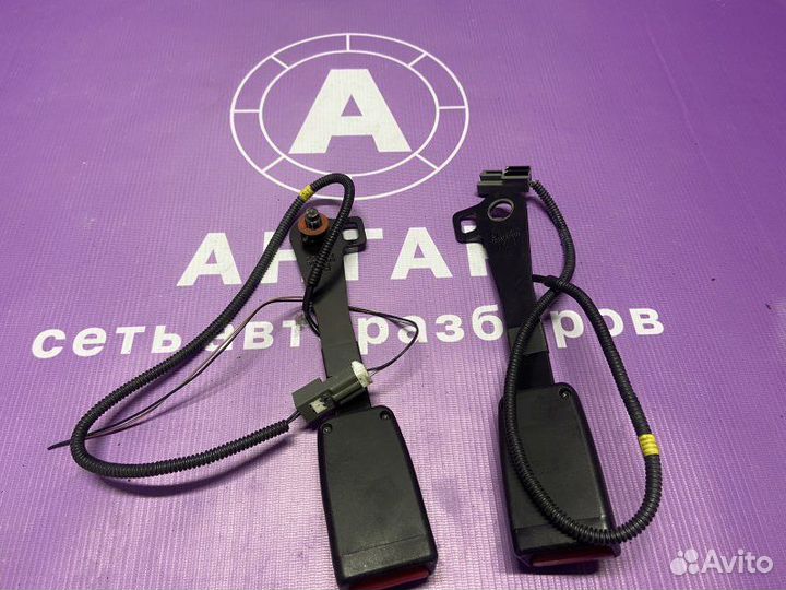 Ответная часть ремней передняя Kia Ceed ED G4FC