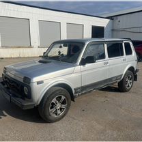 ВАЗ (LADA) 4x4 (Нива) 1.7 MT, 2011, 174 000 км, с пробегом, цена 389 999 руб.