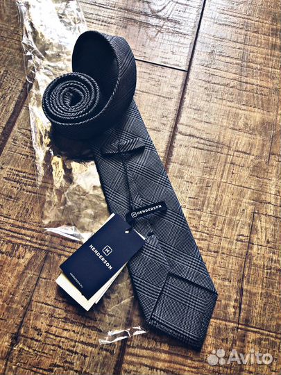 Галстук Henderson