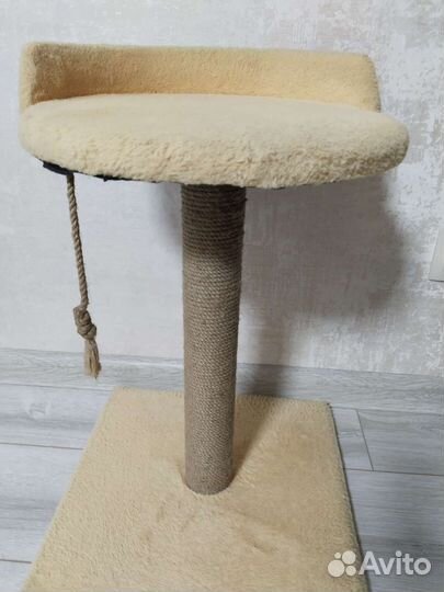 Когтеточка с лежанкой