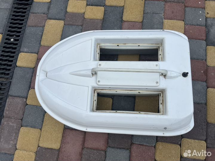 Прикормочный кораблик
