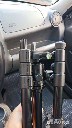 Штатив Hama Tar Duo отлетели пластиковые колпочки