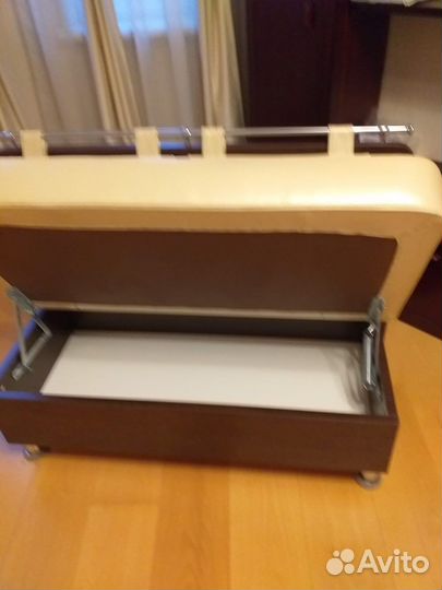 Диван кухонный бу с ящиком под сидением