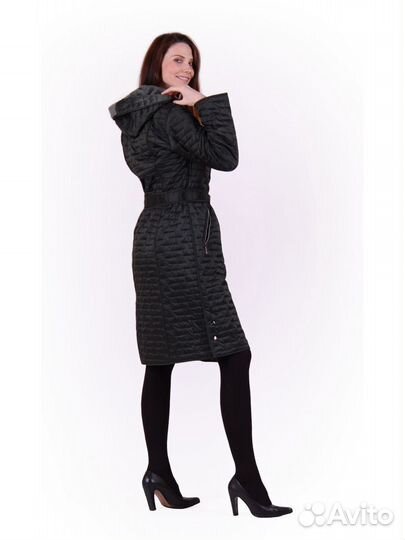 Пальто стеганное женское 54 размер