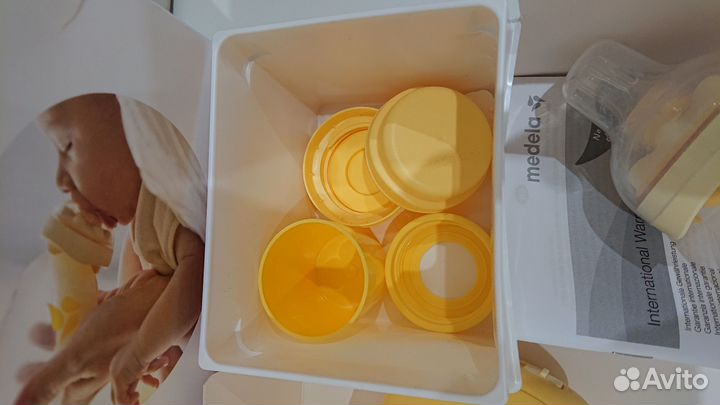 Молокоотсос medela электрический и бутылка Calma
