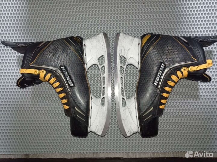 Хоккейные коньки bauer Supreme One 8 и ONE 100