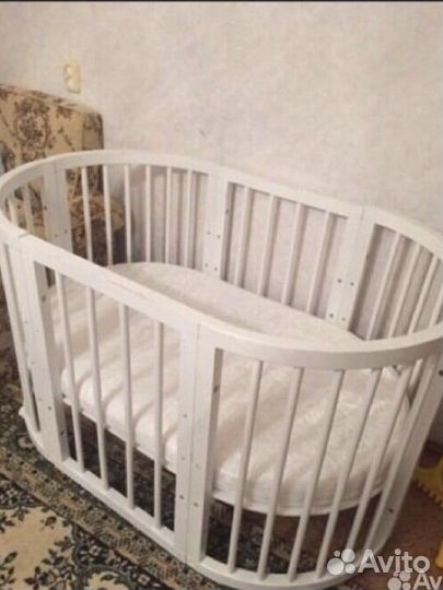 Детская кровать трансформер овальная