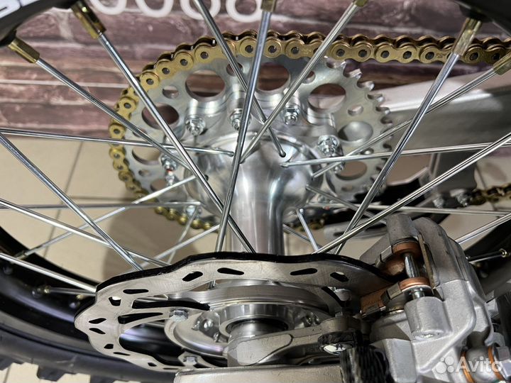 Эндуро BSE T8 Blue Twister 29л.с двухвальный