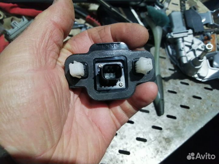 Камера заднего вида Toyota RAV4 XA50