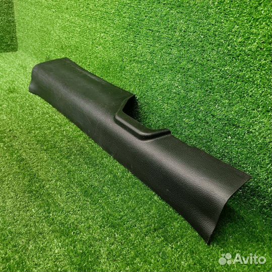 Накладка внутренняя на порог левая SsangYong