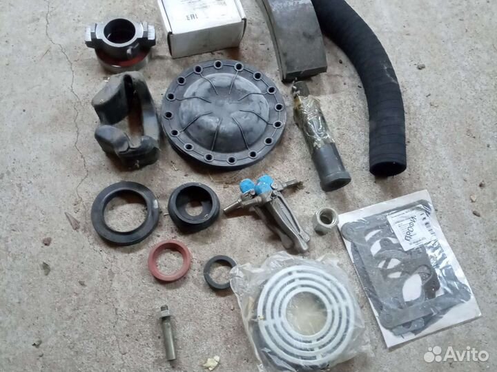 Запчасти на ЗИЛ, радиатор и мн др