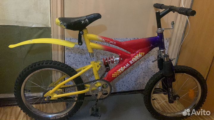 Детский велосипед 16