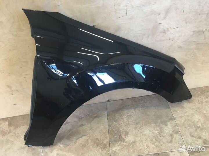 Крыло переднее правое Mercedes Benz Ml 350 W164
