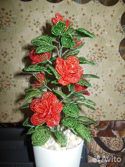 Цветы из бисера